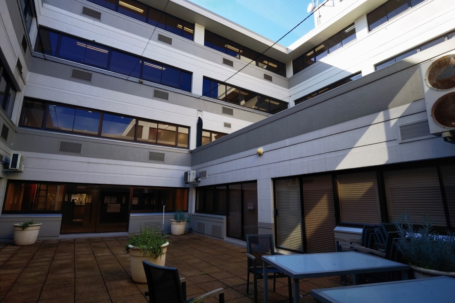 To Let commercial Property for Rent in Mowbray Western Cape